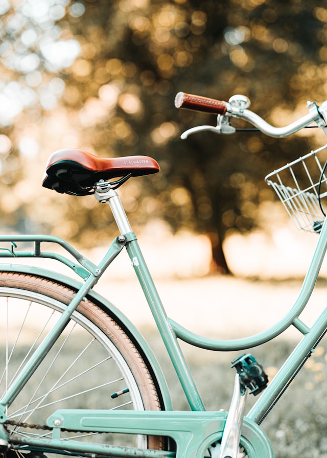 City bike with a backpack